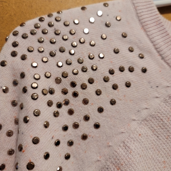 H&M pink sweater - Picture 2 of 2